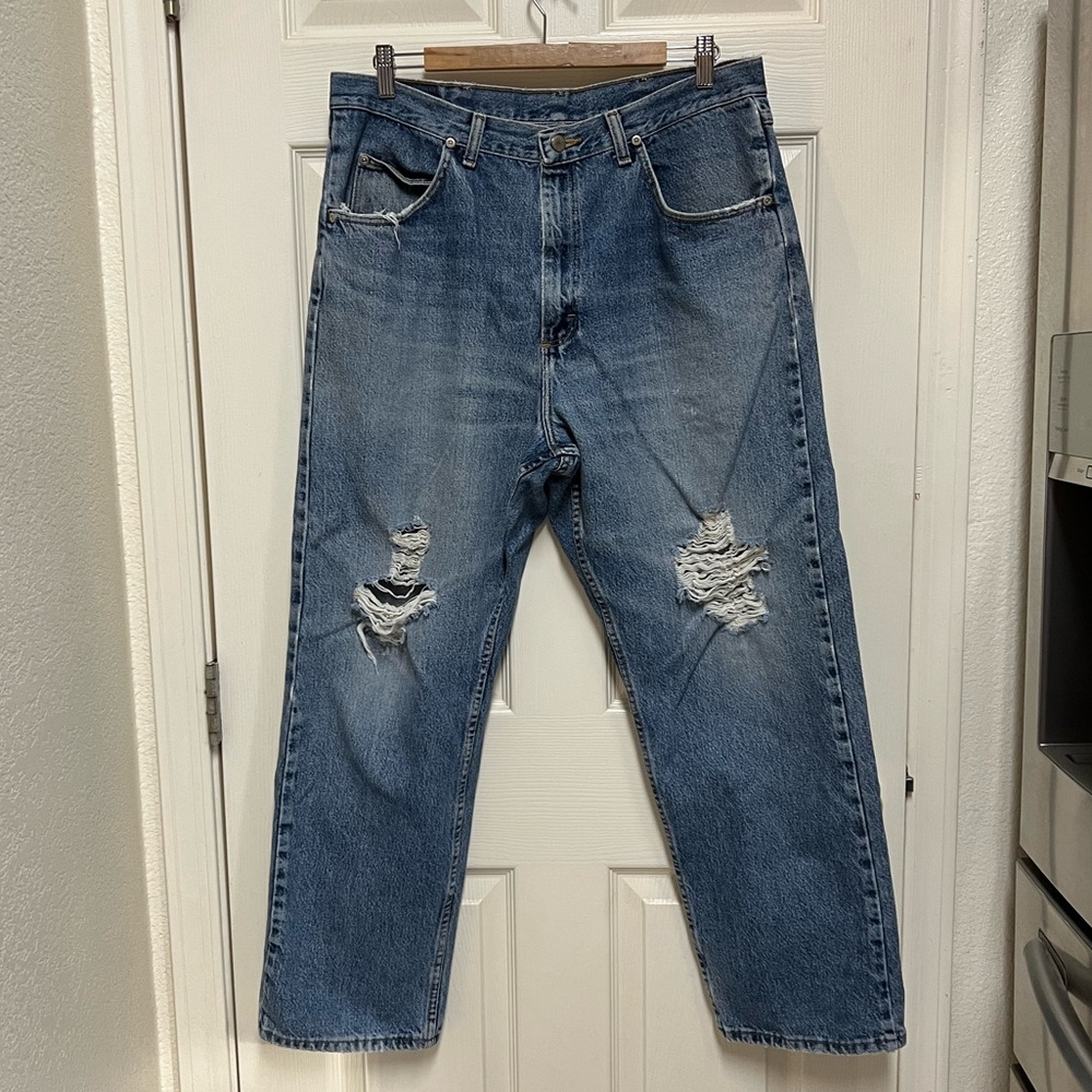 Wranglers Vintage Distressed Blue Jeans